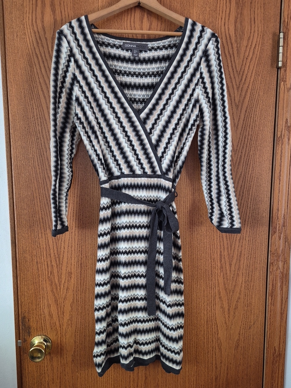 Donna Ricco Chevron Knit Faux Wrap Dress Long Sleeve V-Neck Belt Sz S